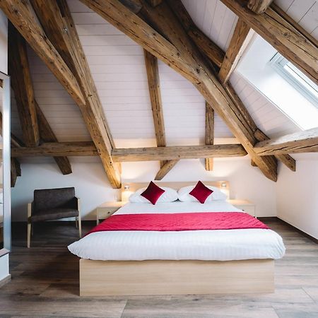 Hotel-Restaurant La Croix D'Or Ballaigues エクステリア 写真