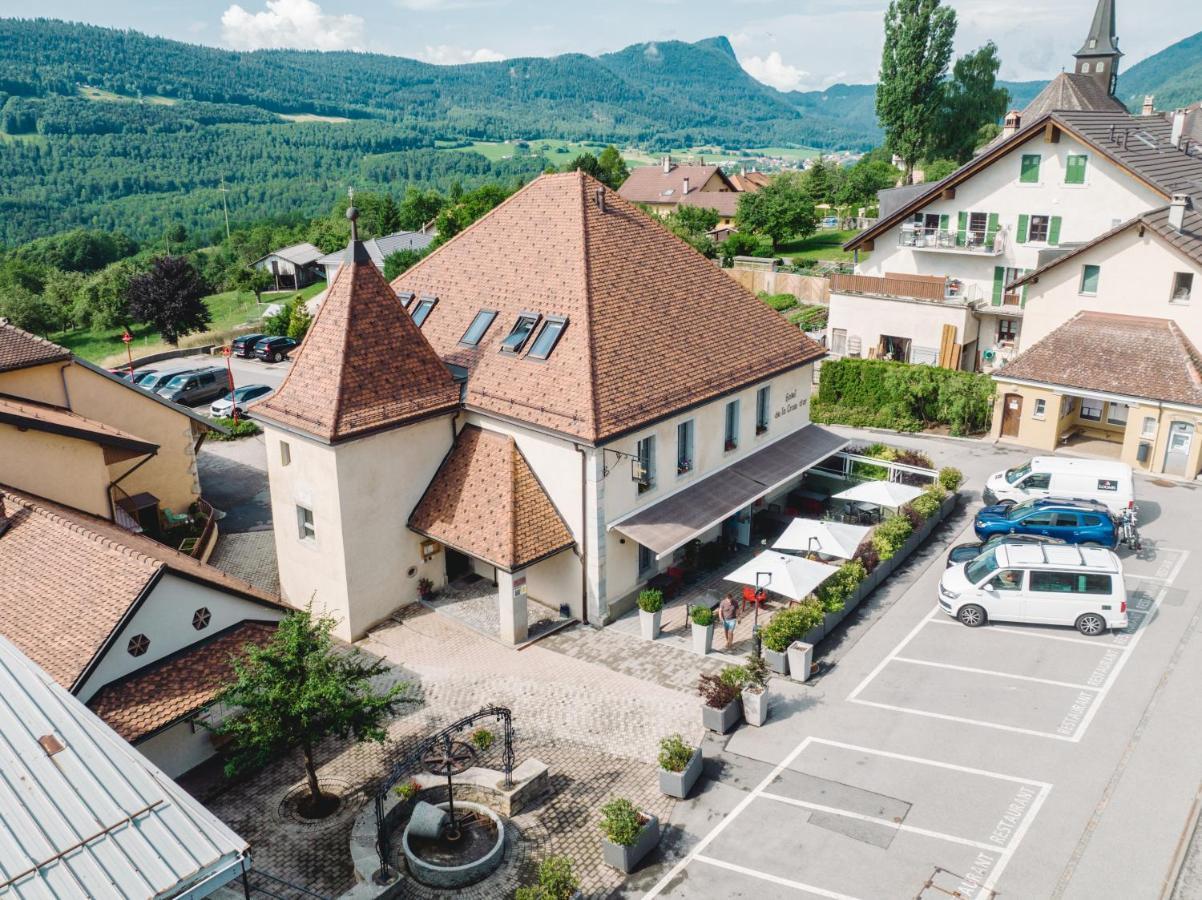 Hotel-Restaurant La Croix D'Or Ballaigues エクステリア 写真