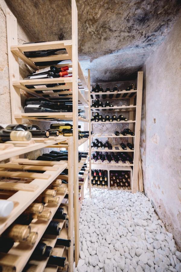 Hotel-Restaurant La Croix D'Or Ballaigues エクステリア 写真