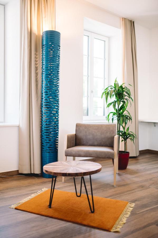 Hotel-Restaurant La Croix D'Or Ballaigues エクステリア 写真
